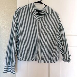 Banana Republic - Women’s Boxy Cropped Button-Up Long-Sleeve Top - size XL